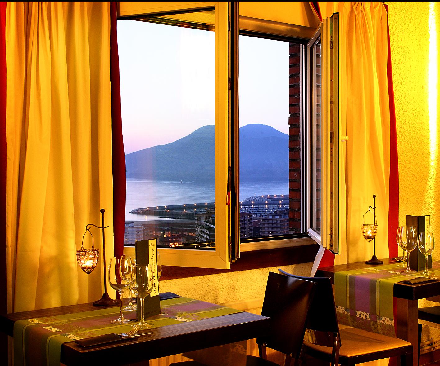 Hotel Restaurante Risco Laredo Kültér fotó
