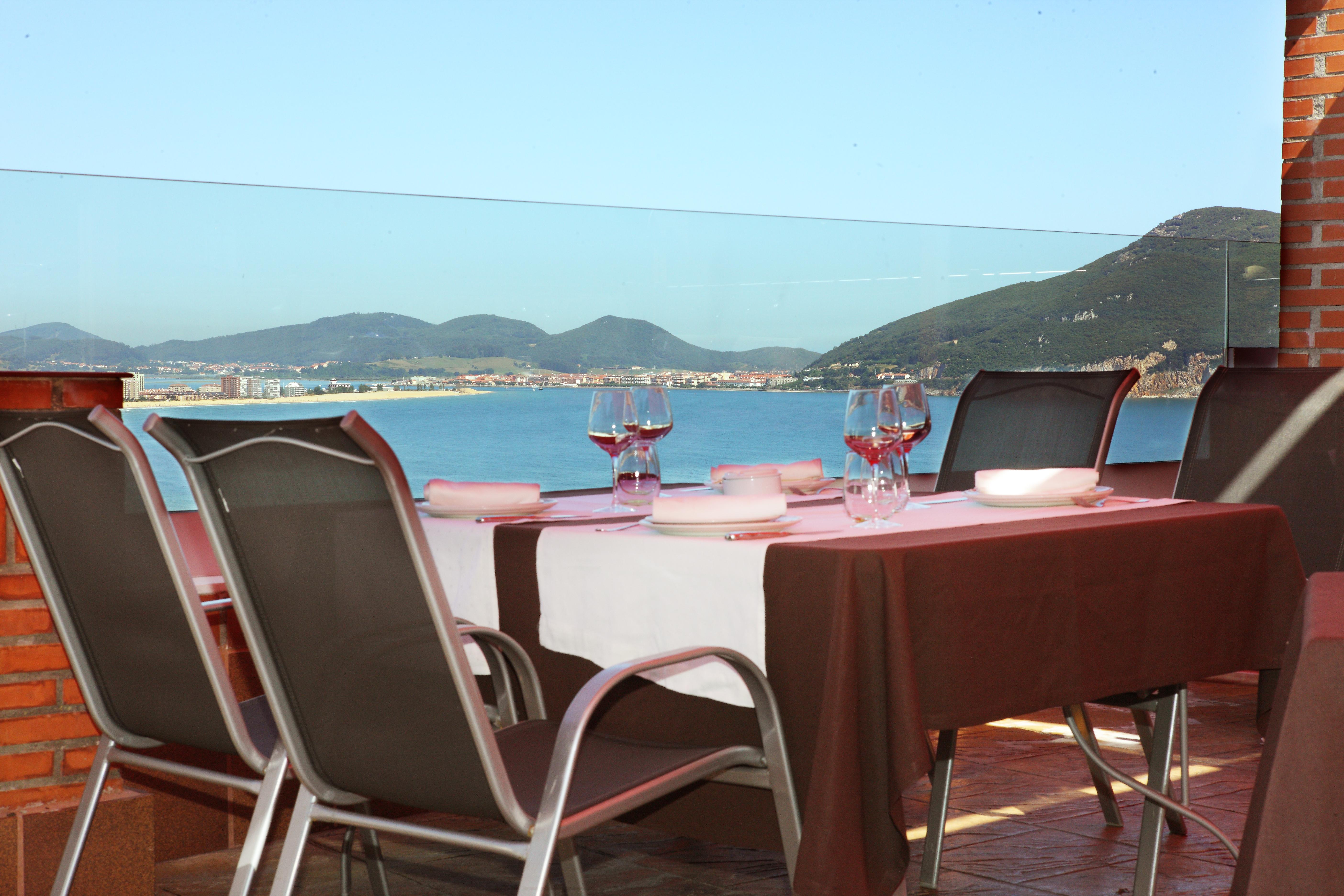 Hotel Restaurante Risco Laredo Kültér fotó