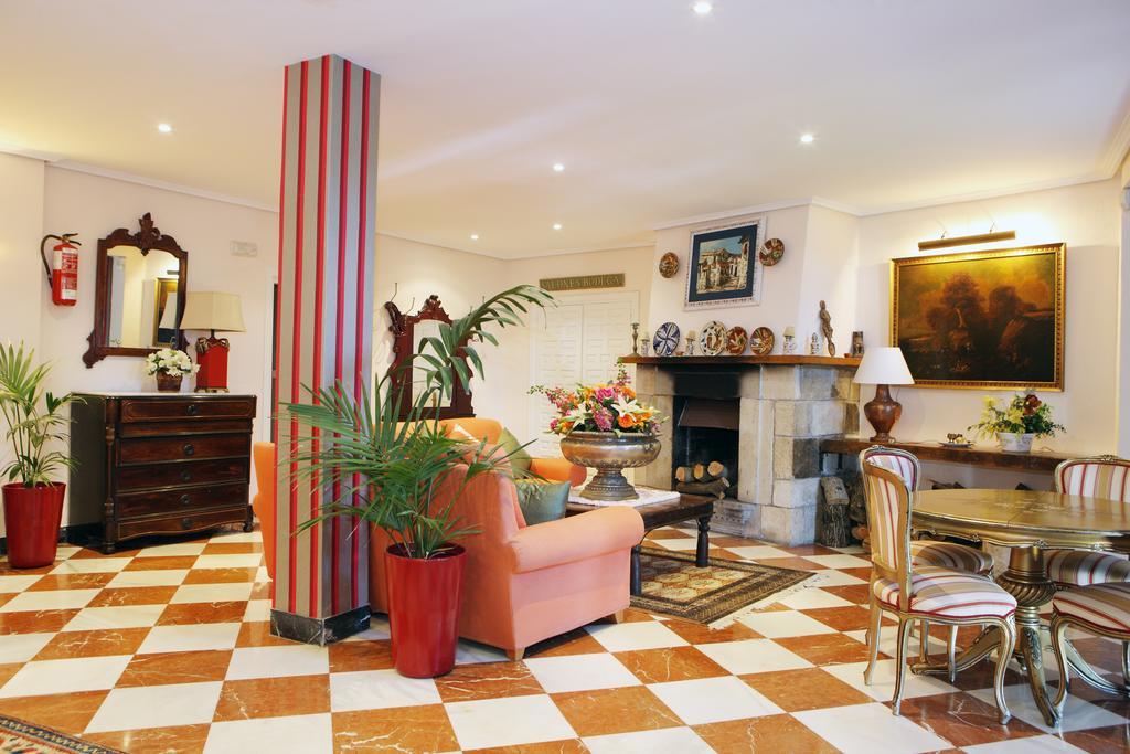 Hotel Restaurante Risco Laredo Kültér fotó