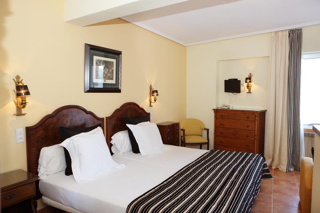 Hotel Restaurante Risco Laredo Kültér fotó