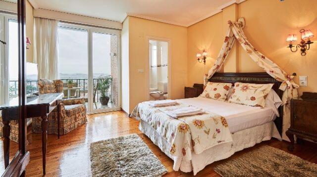 Hotel Restaurante Risco Laredo Kültér fotó
