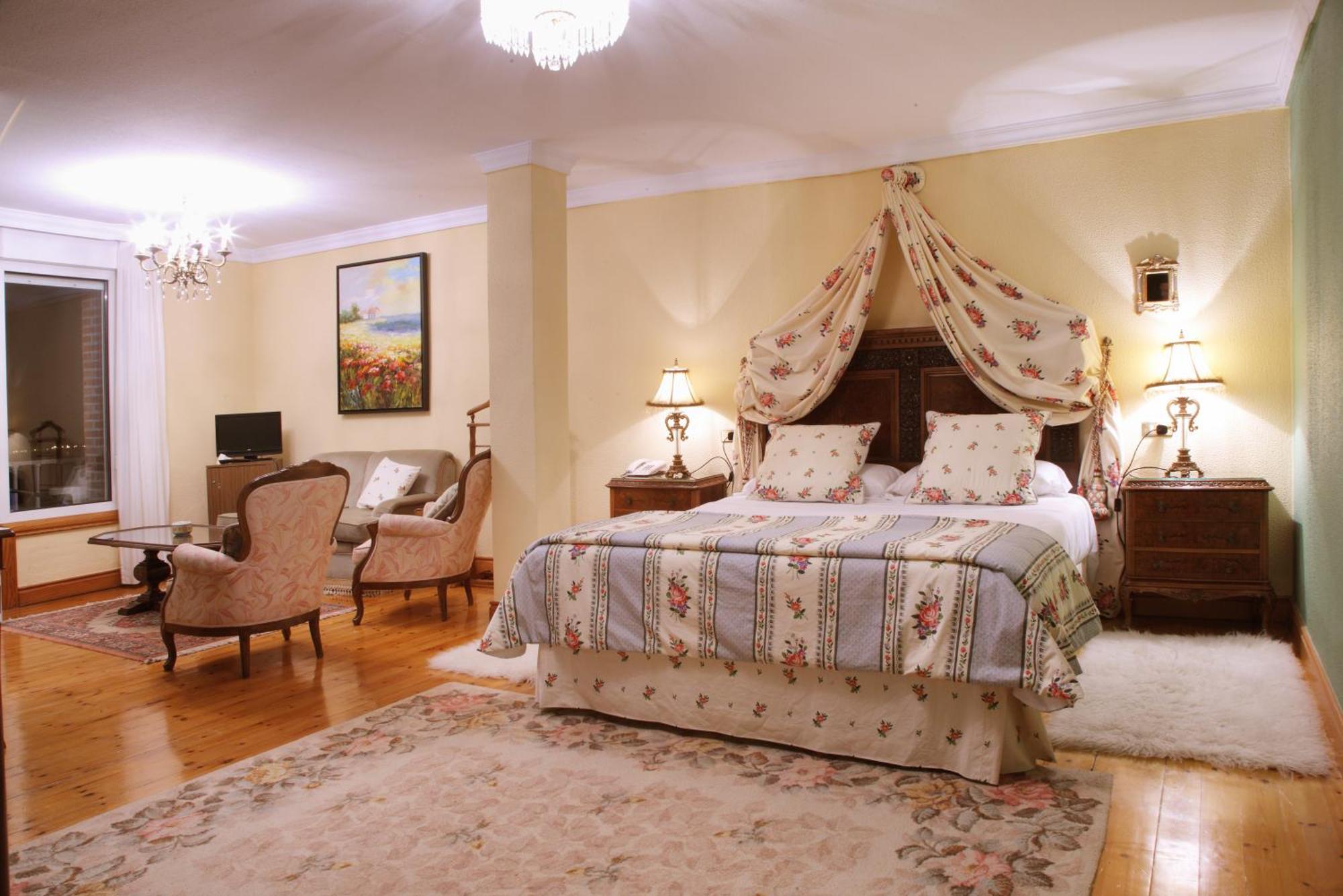 Hotel Restaurante Risco Laredo Kültér fotó